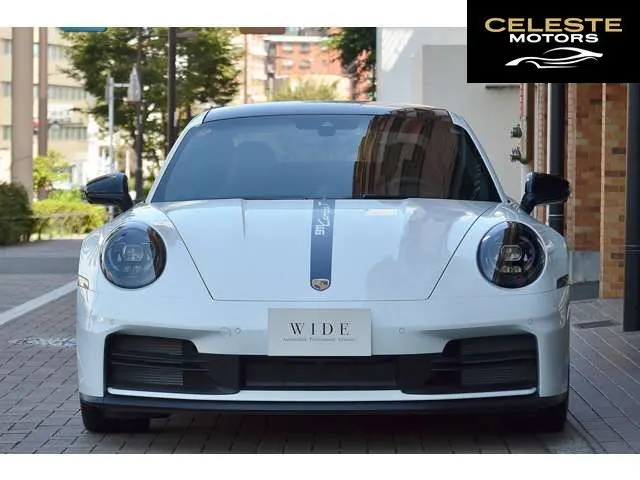 PORSCHE 911 2025 — photo 3 sur 8