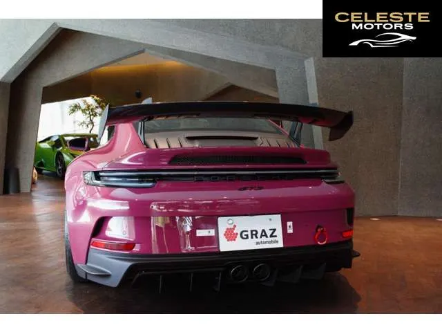PORSCHE 911 2024 — photo 3 sur 8