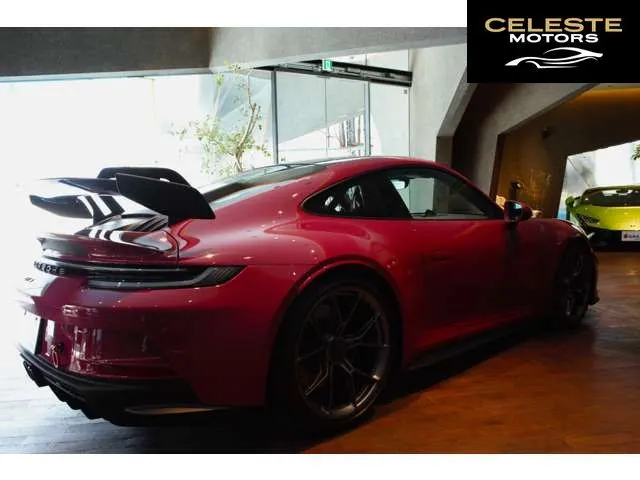 PORSCHE 911 2024 — photo 5 sur 8