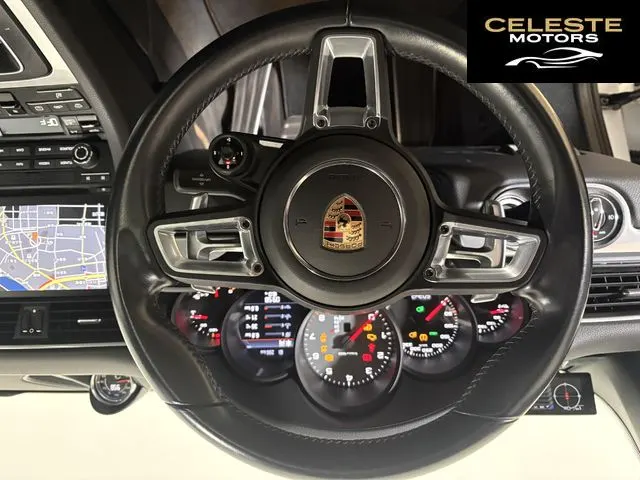 PORSCHE 911 2016 — photo 5 sur 8