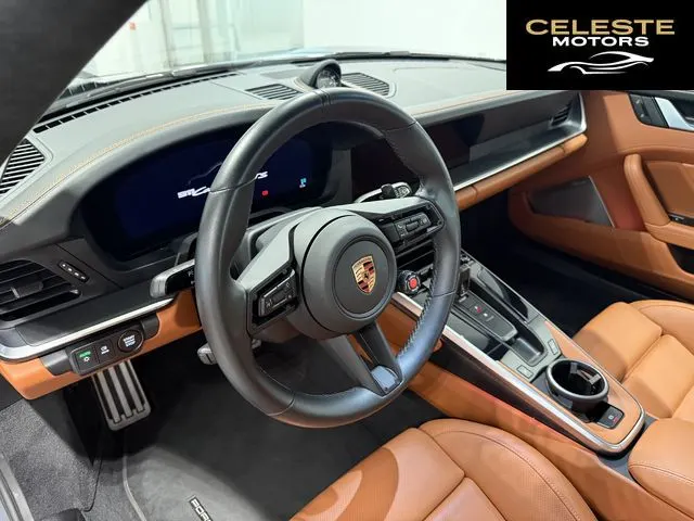 PORSCHE 911 2025 — photo 3 sur 8