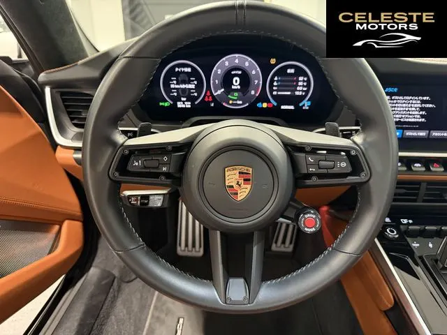 PORSCHE 911 2025 — photo 5 sur 8