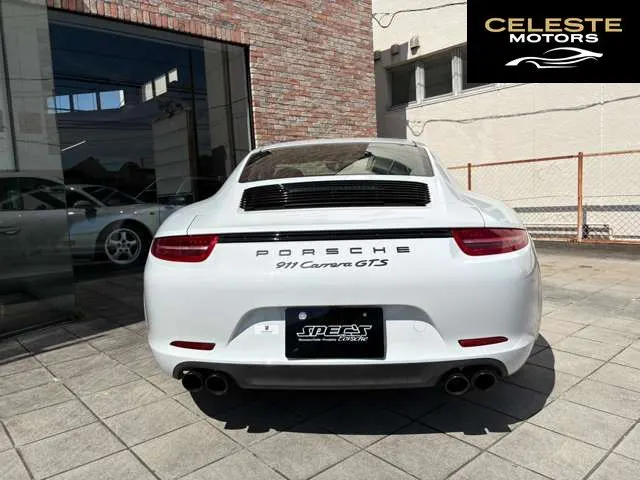 PORSCHE 911 2015 — photo 4 sur 8