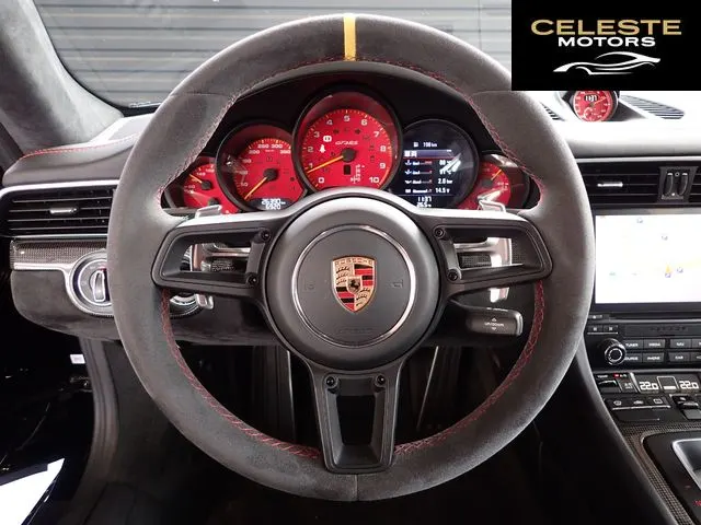 PORSCHE 911 2019 — photo 8 sur 8
