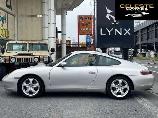 PORSCHE 911 2001 — photo 8 sur 8