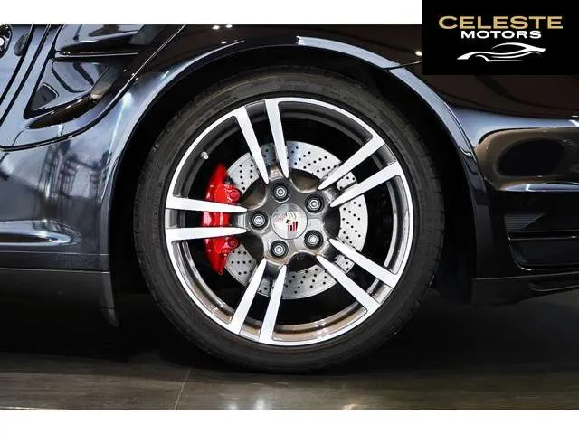 PORSCHE 911 2010 — photo 6 sur 8
