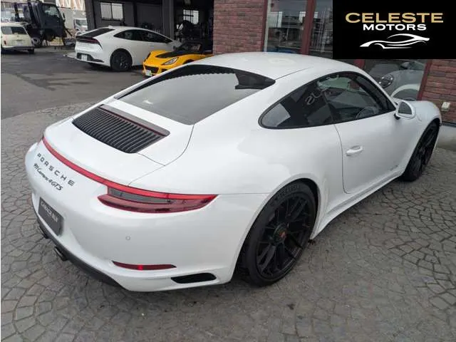 PORSCHE 911 2018 — photo 8 sur 8