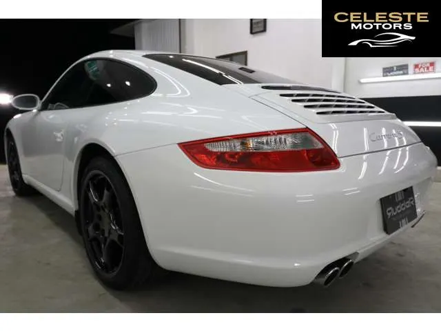 PORSCHE 911 2005 — photo 4 sur 8
