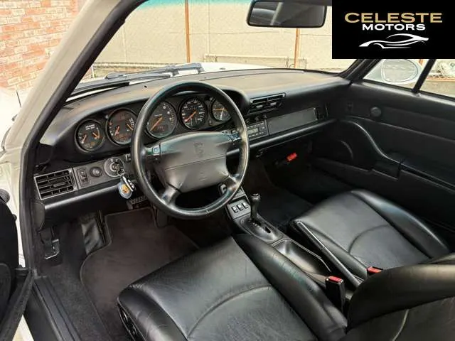 PORSCHE 911 1996 — photo 8 sur 8