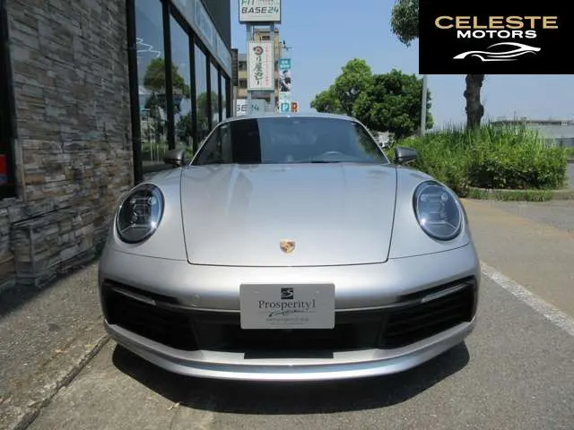 PORSCHE 911 2024 — photo 3 sur 8