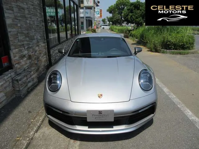PORSCHE 911 2024 — photo 5 sur 8