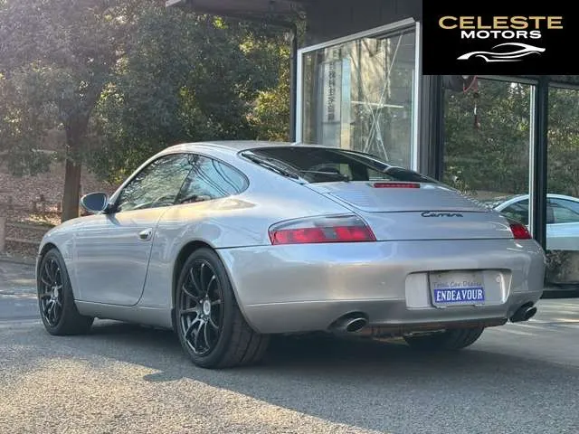 PORSCHE 911 1999 — photo 6 sur 8
