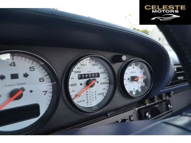 PORSCHE 911 1992 — photo 6 sur 8