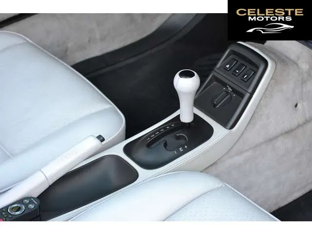 PORSCHE 911 1992 — photo 8 sur 8