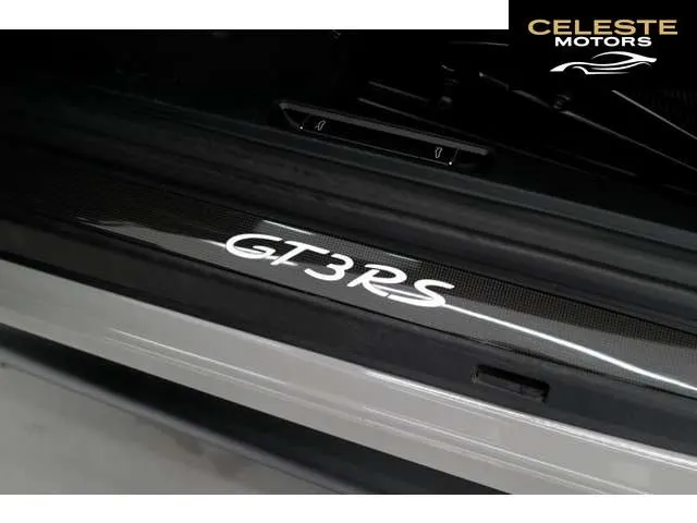 PORSCHE 911 2019 — photo 6 sur 8