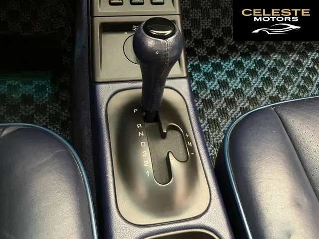 PORSCHE 911 1990 — photo 7 sur 8