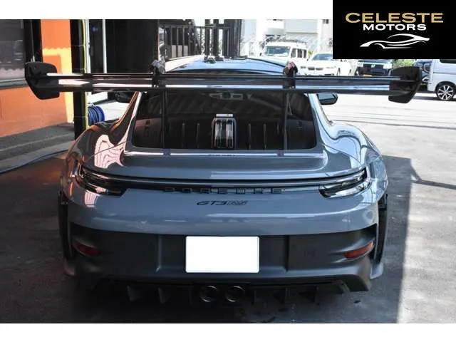 PORSCHE 911 2024 — photo 2 sur 8
