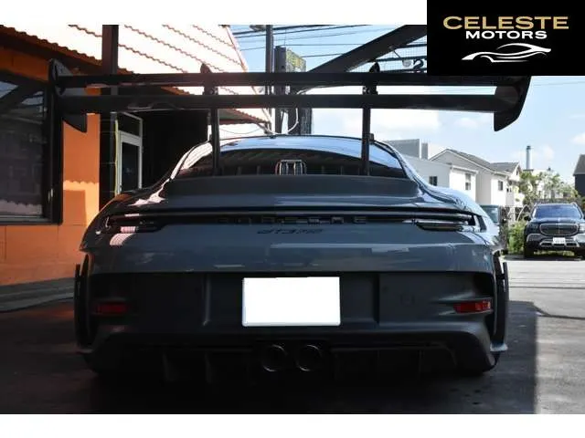 PORSCHE 911 2024 — photo 3 sur 8