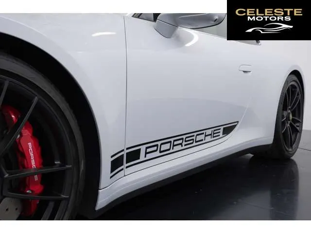 PORSCHE 911 2024 — photo 6 sur 8