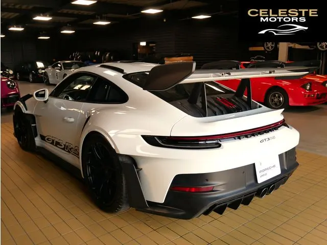 PORSCHE 911 2024 — photo 2 sur 8