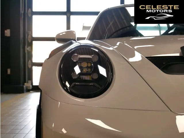PORSCHE 911 2024 — photo 4 sur 8