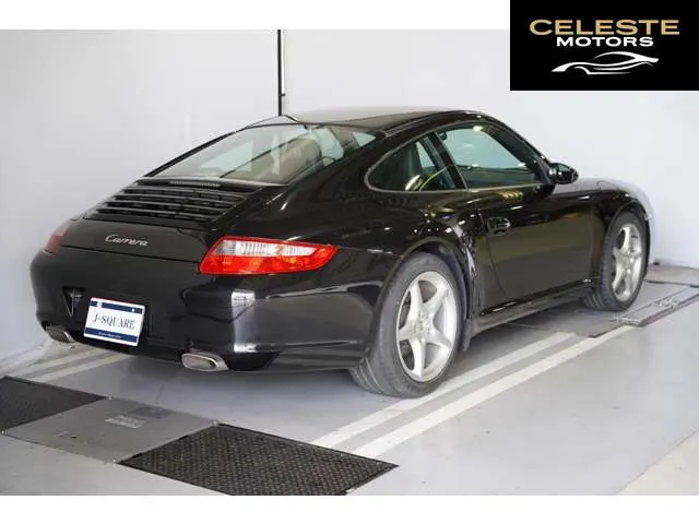 PORSCHE 911 2008 — photo 2 sur 8