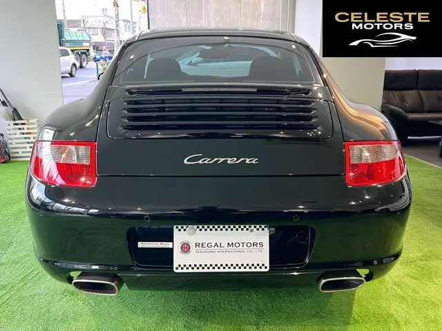 PORSCHE 911 2005 — photo 4 sur 8