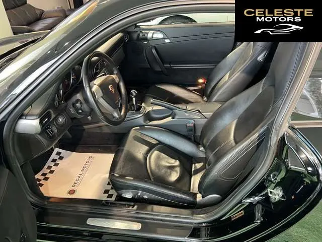 PORSCHE 911 2005 — photo 6 sur 8
