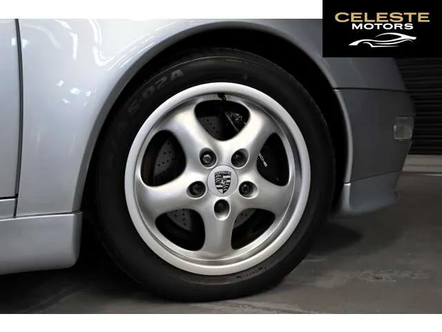 PORSCHE 911 1996 — photo 4 sur 8
