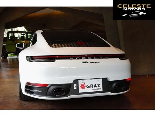 PORSCHE 911 2021 — photo 5 sur 8