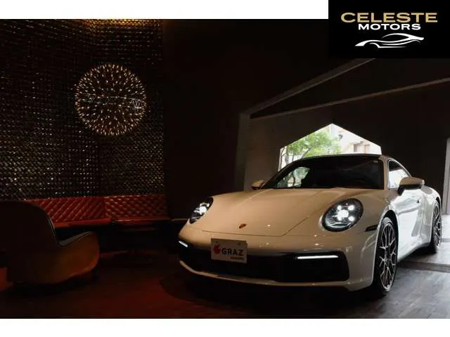 PORSCHE 911 2021 — photo 6 sur 8