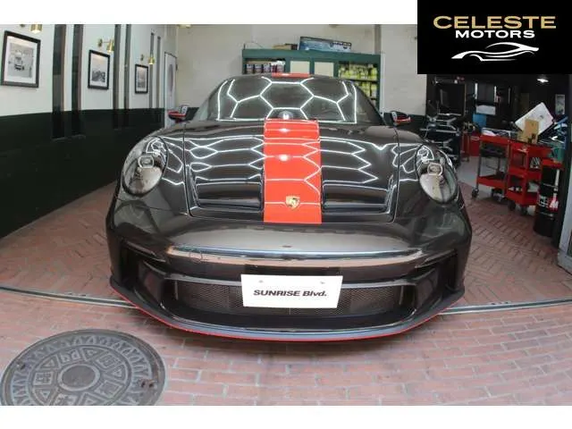 PORSCHE 911 2021 — photo 3 sur 8