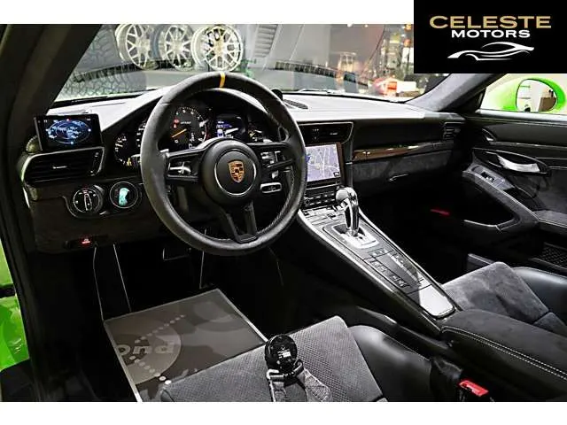 PORSCHE 911 2019 — photo 8 sur 8