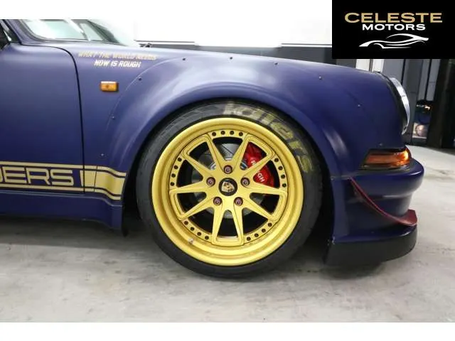 PORSCHE 911 1990 — photo 7 sur 8