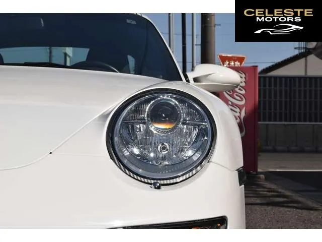 PORSCHE 911 2007 — photo 7 sur 8