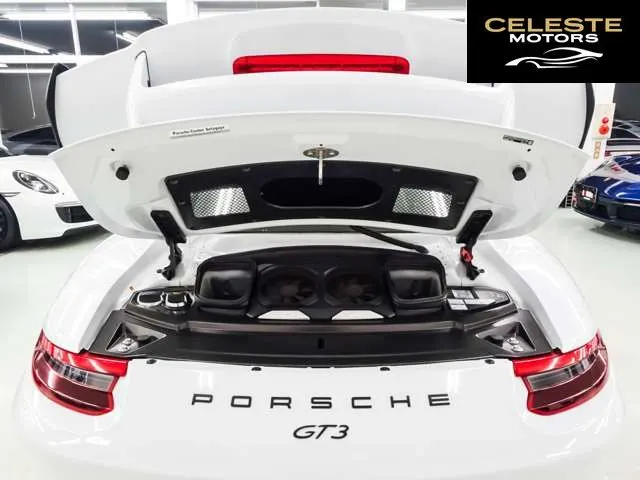 PORSCHE 911 2017 — photo 8 sur 8
