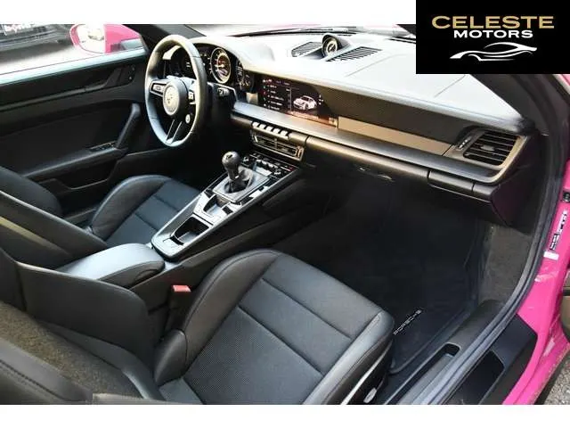 PORSCHE 911 2023 — photo 7 sur 8