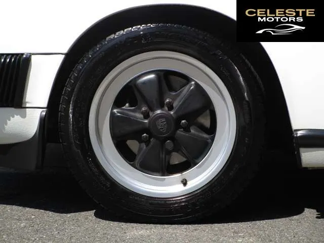PORSCHE 911 1989 — photo 4 sur 8