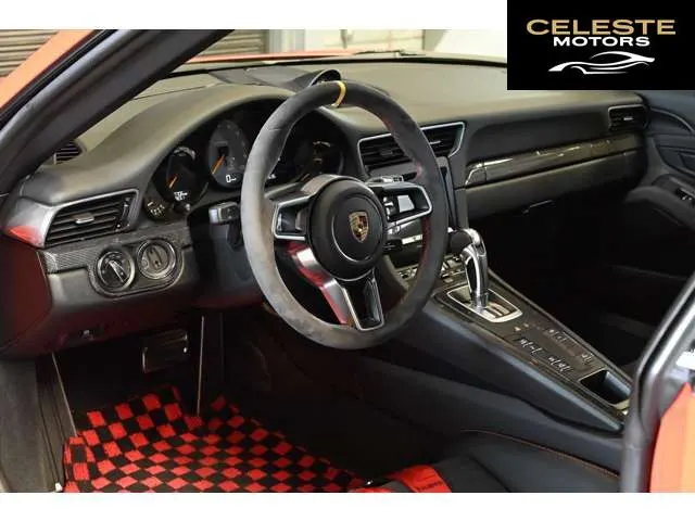 PORSCHE 911 2016 — photo 6 sur 8