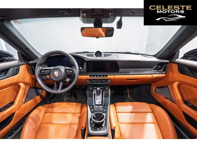 PORSCHE 911 2025 — photo 3 sur 8