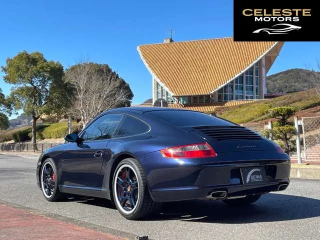 PORSCHE 911 2005 — photo 2 sur 8
