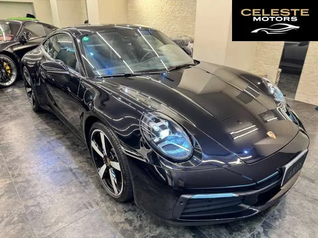 PORSCHE 911 2021 — photo 2 sur 8
