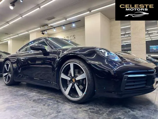 PORSCHE 911 2021 — photo 3 sur 8