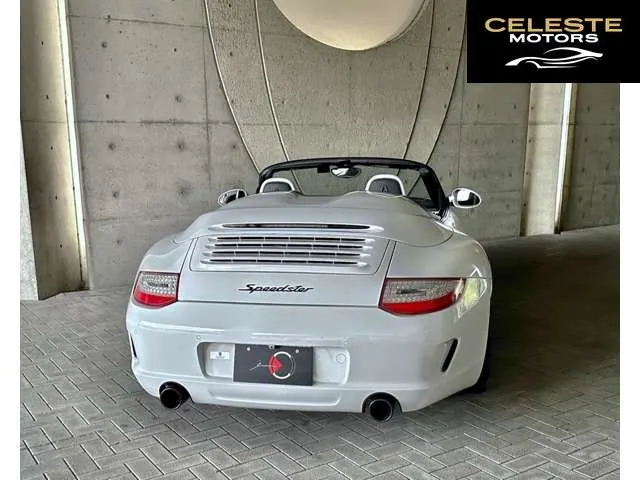PORSCHE 911 2011 — photo 3 sur 8