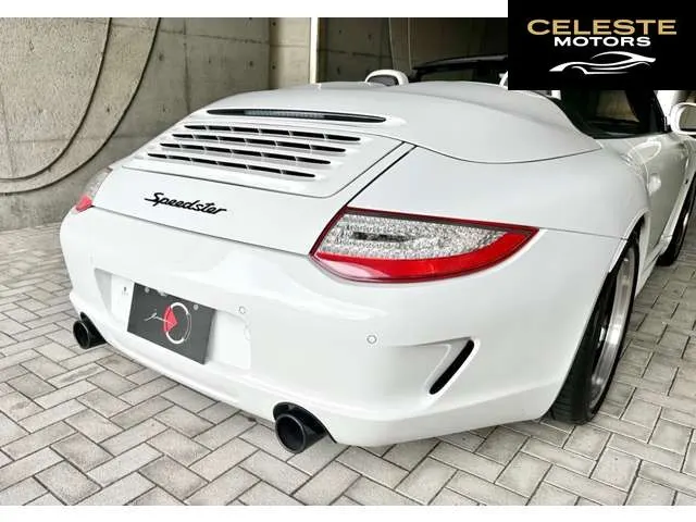 PORSCHE 911 2011 — photo 4 sur 8