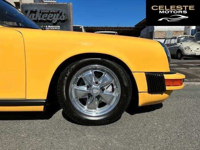 PORSCHE 911 1976 — photo 8 sur 8