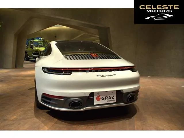 PORSCHE 911 2024 — photo 3 sur 8