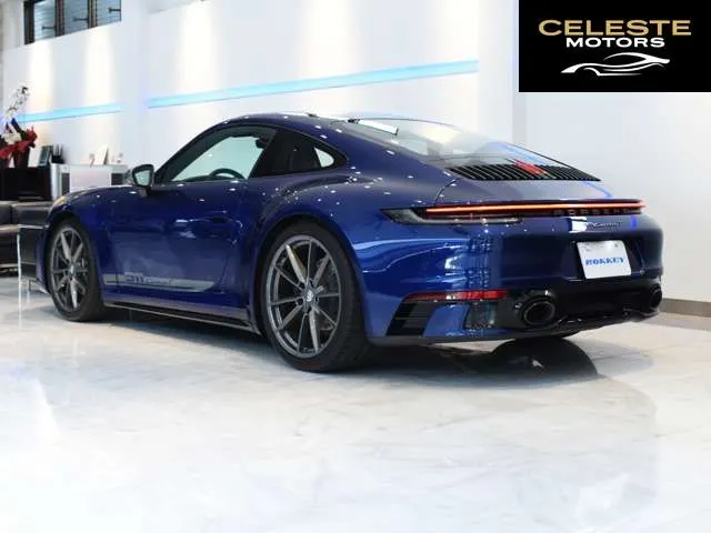 PORSCHE 911 2023 — photo 2 sur 8