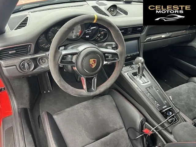 PORSCHE 911 2016 — photo 2 sur 8