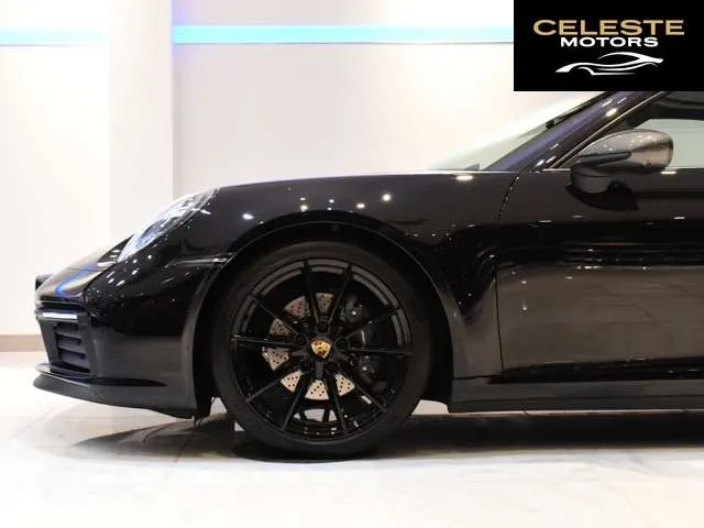 PORSCHE 911 2024 — photo 4 sur 8